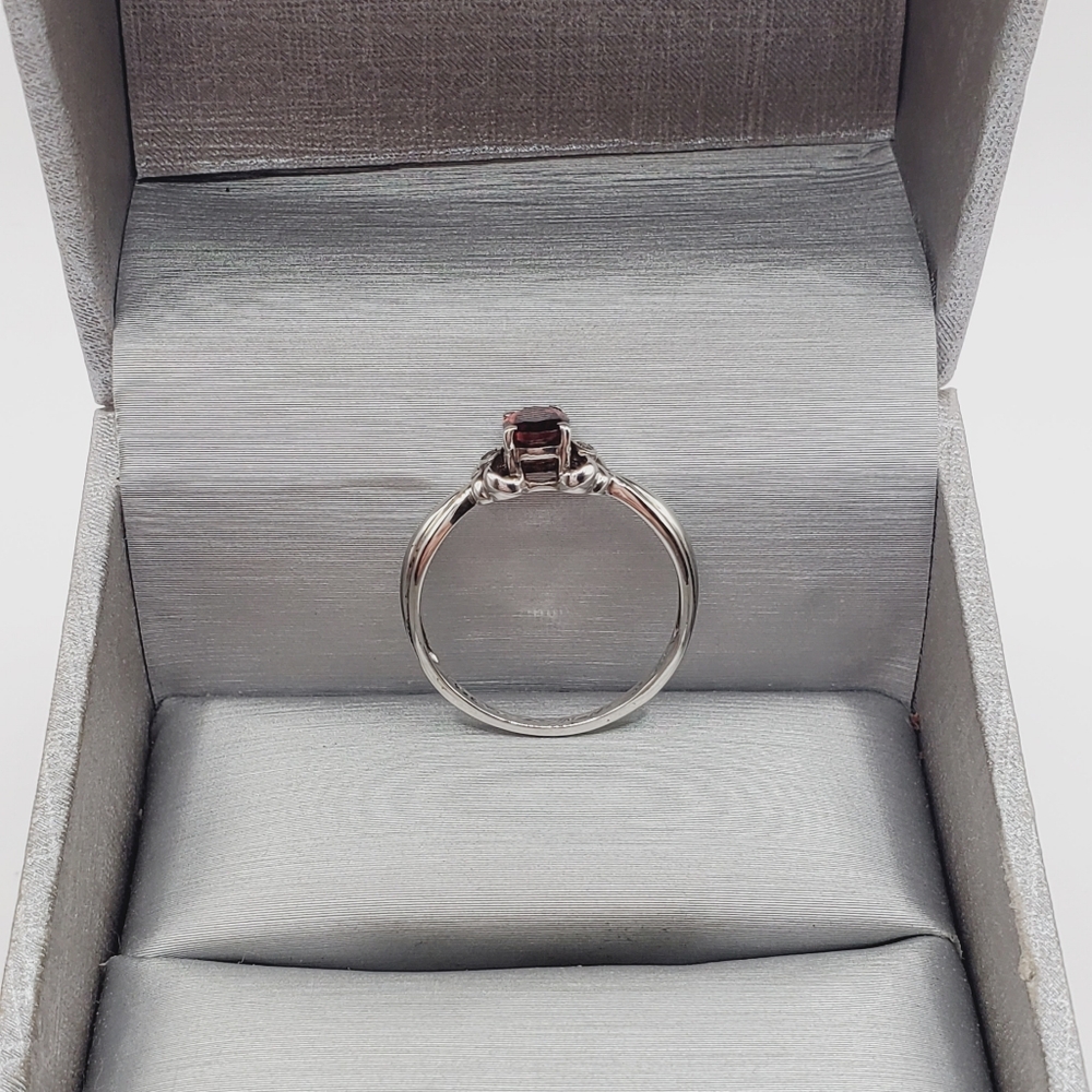 Genuine Oval Garnet & White Topaz 925 Sterling Silver Ring - Picture 2 of 7